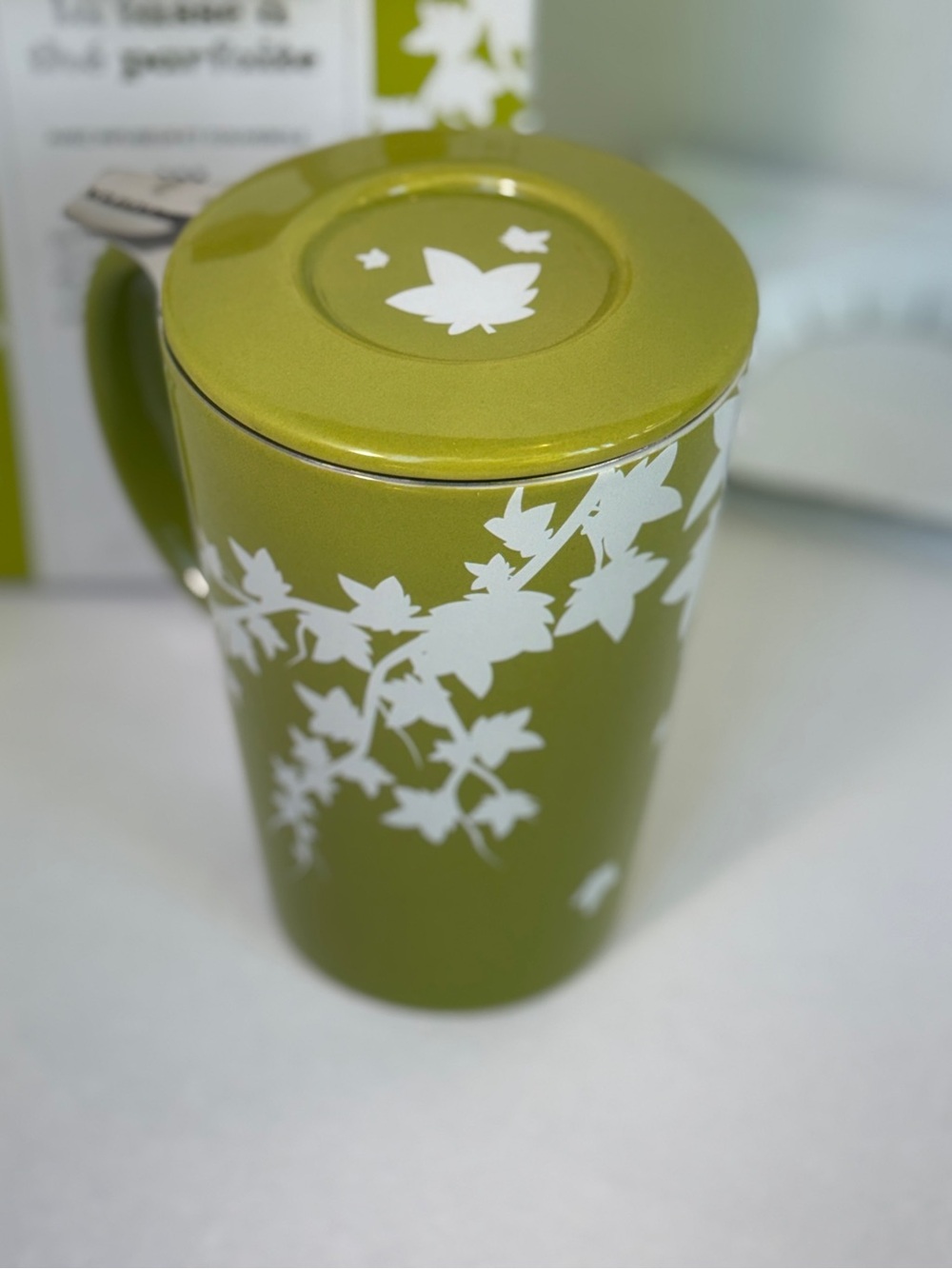 Davids Tea Perfect Mug, Apple Green, “Ivy” Pattern, Lid, Infuser, Box, Good
